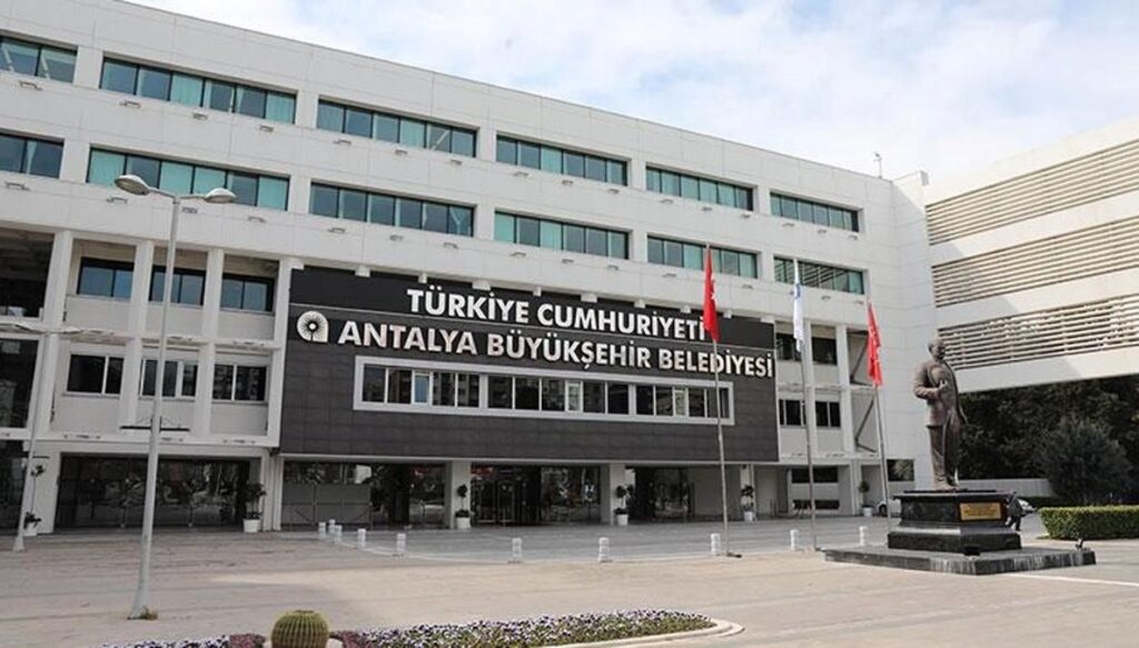 antalya buyuksehir belediyesine rusvet suclamasiyla operasyon 17 kisi gozaltinda E1nC9tIK