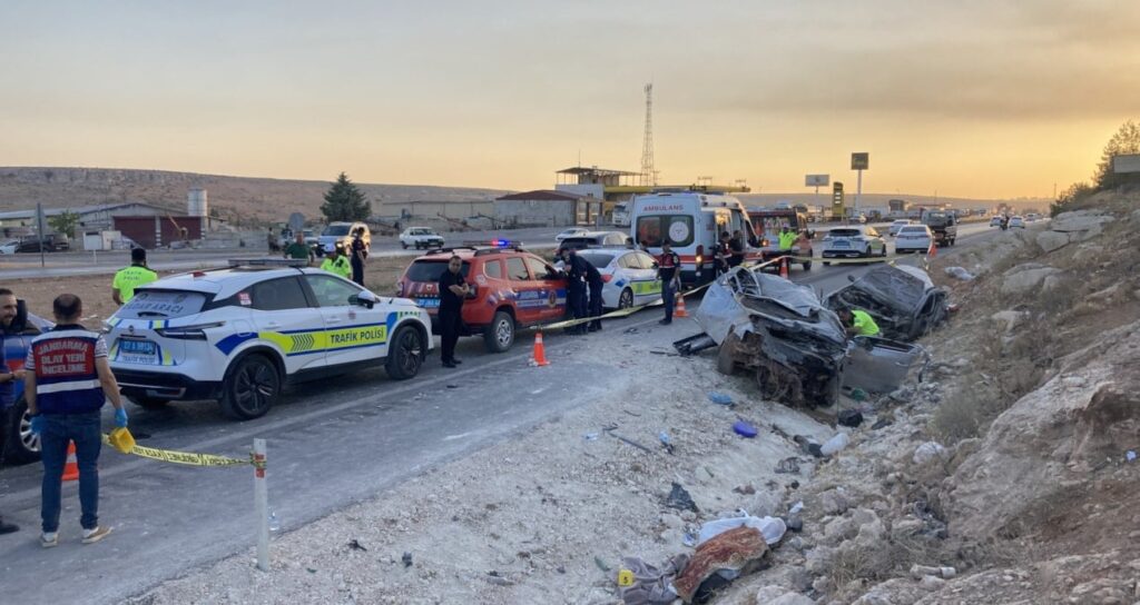 gaziantepte katliam gibi kaza 3 olu 3 yarali yMJflwBF