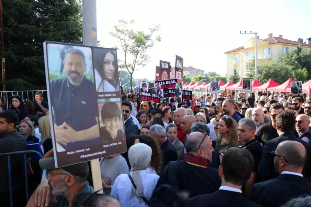 boludaki grand kartal otel yangin davasi ikinci durusmaya geciyor YKecIB2c