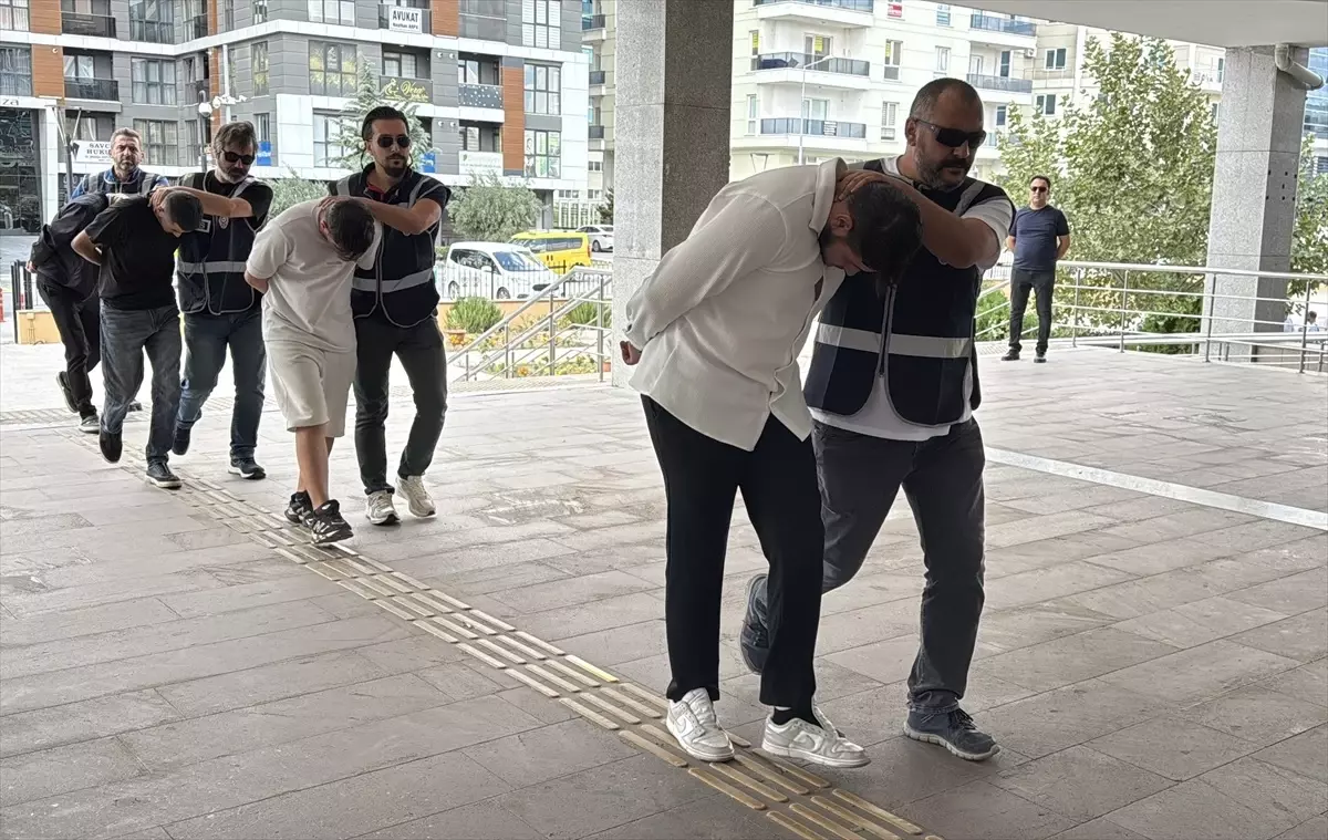 edirnede sehit ailesini dolandiran 11 supheli adliyede cIK1KMru