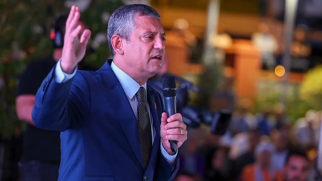 ozgur ozelden 15 eylul oncesi kritik cagri yarini isaret etti saat verdi EnVtH7rq