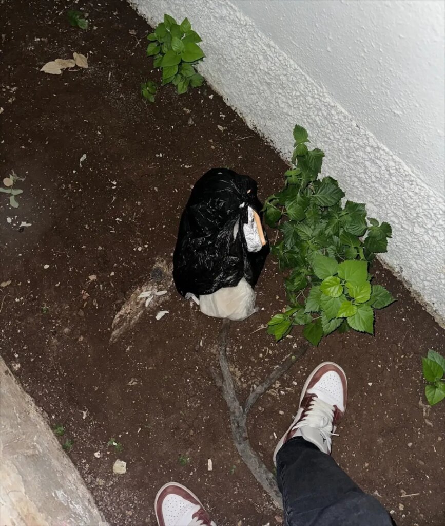 adanada uyusturucu operasyonu 3 tutuklama 47NXDHyg