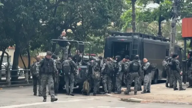 Brezilya’da suç örgütlerine karşı tarihin en kanlı operasyonu başladı: Rio de Janeiro savaş alanına döndü