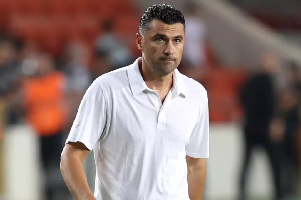 burak yilmaz kariyerinde bir ilki basardi yQNAcyF6