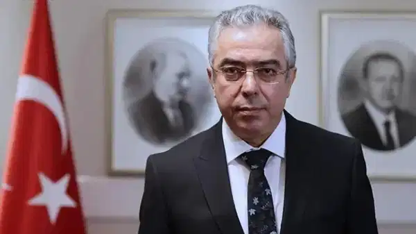 cumhurbaskani basdanismani mehmet ucumdan dem partiye elestiri ocalanin kendisi dahi sart ileri surmezken NDMOUqOK.jpg