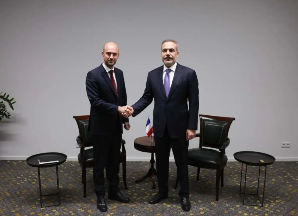 disisleri bakani hakan fidan fransa disisleri bakani ile luksemburgda gorustu p8kYtmN7.jpg