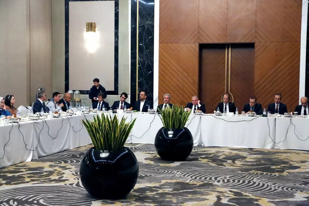 turkiyenin kirgizistandaki toplam yatirimlari 1 milyar 400 milyon dolari asti bnbUrD8P