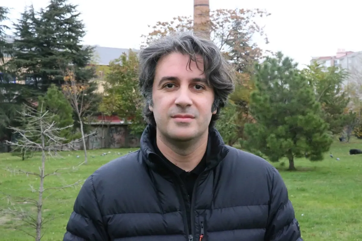 eskisehirli profesorun hesabina bir gecede 23 milyon tl yatirildi RxbXW5WE.jpg