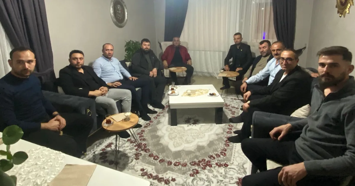 mhpden pazaryerinde hayirli gunler komsum ziyareti BcOrYDUd.webp