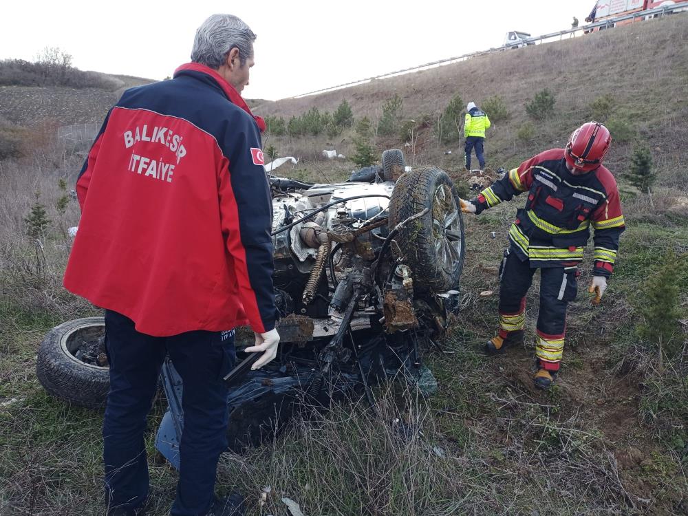 İzmir-İstanbul Otoyolu’nda feci kaza. Bir can kaybı var